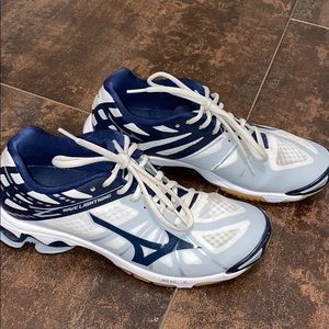 Mizuno Wave Lightning Women’s Volleyball Shoes